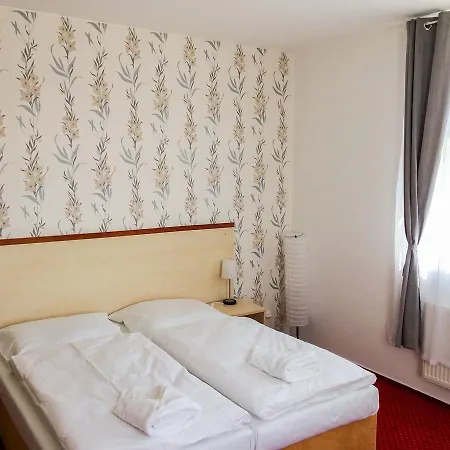 Brdy 3* Spálené Poříčí